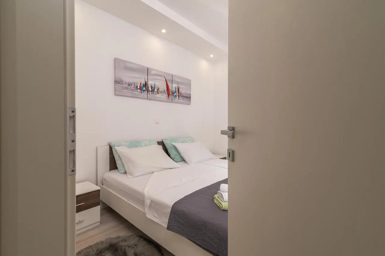 Apartment Ela Trogir