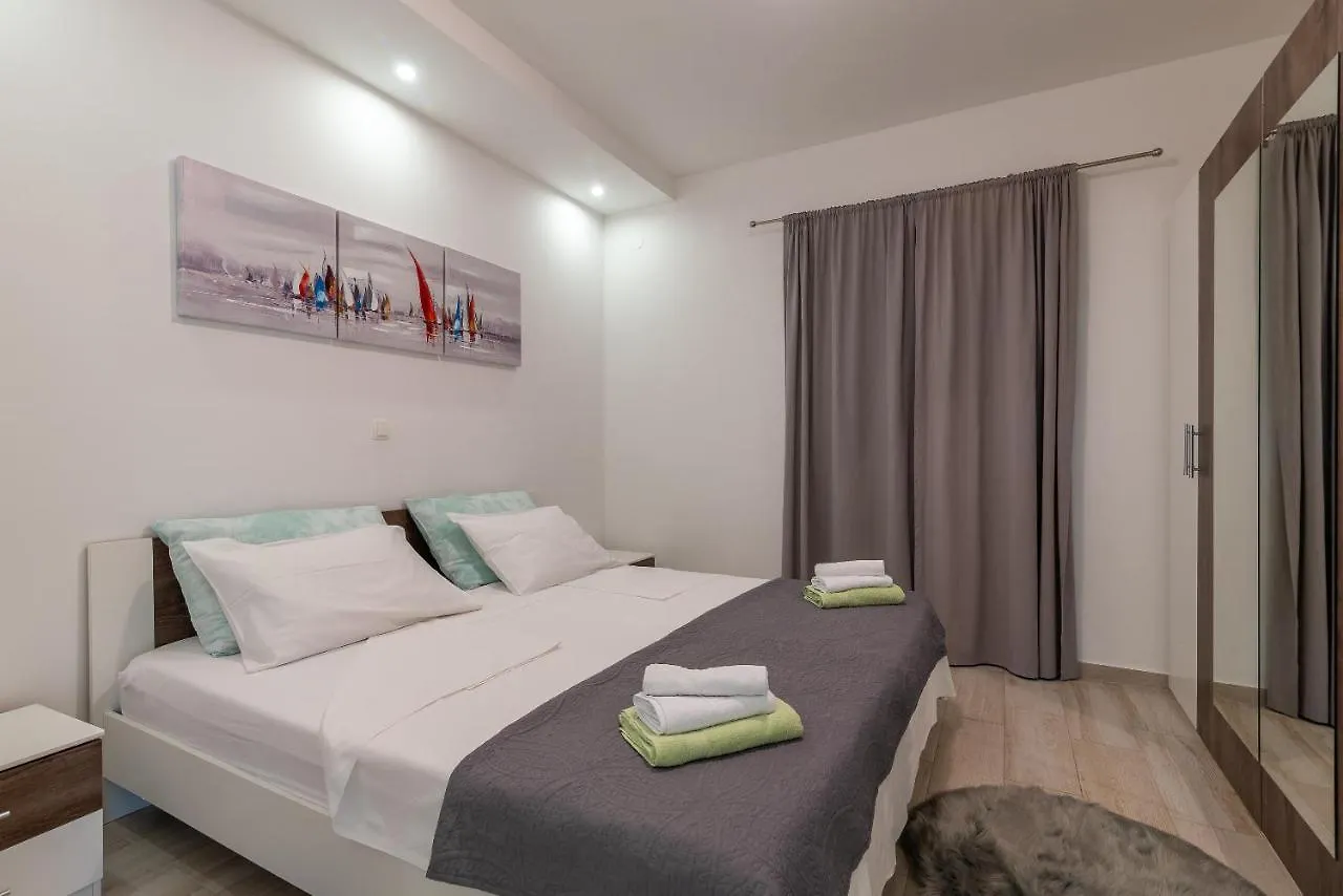 Apartment Ela Trogir