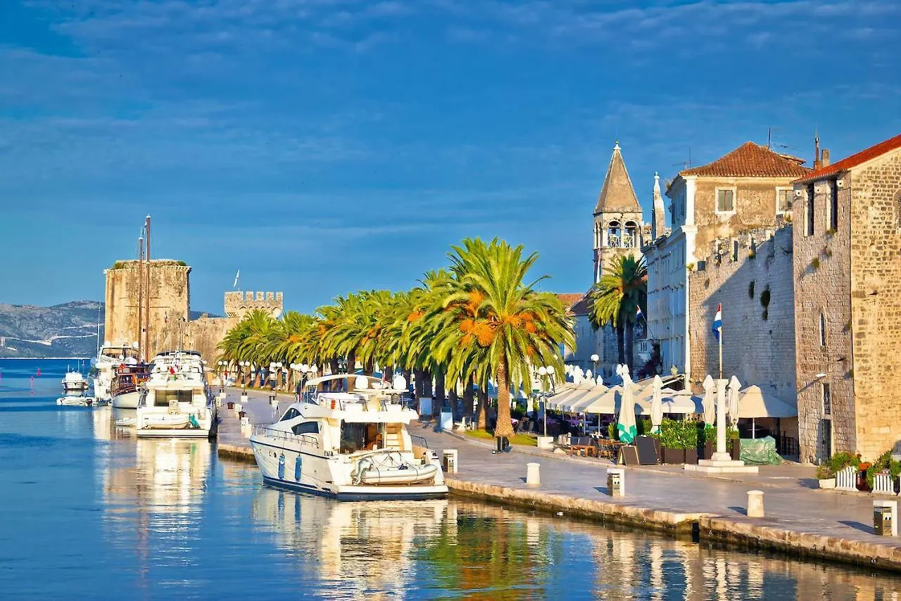 Apartment Ela Trogir